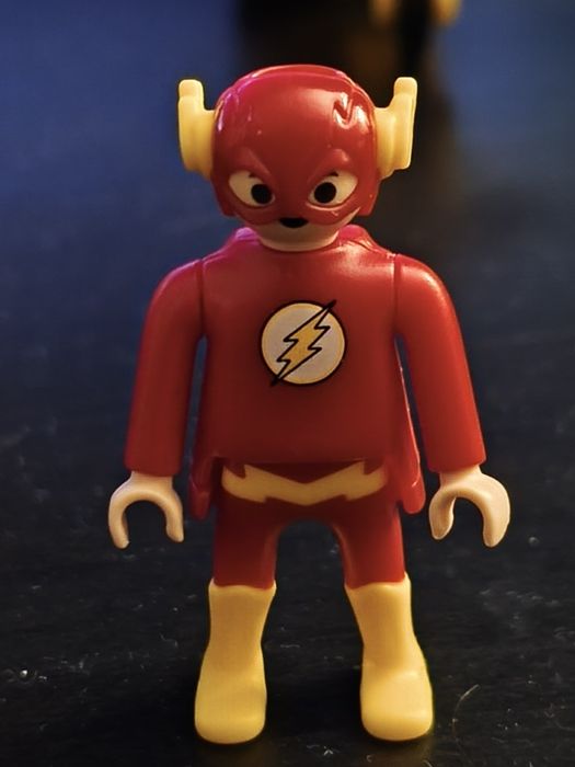 2€ cada figura Kinder surpresa Playmobil