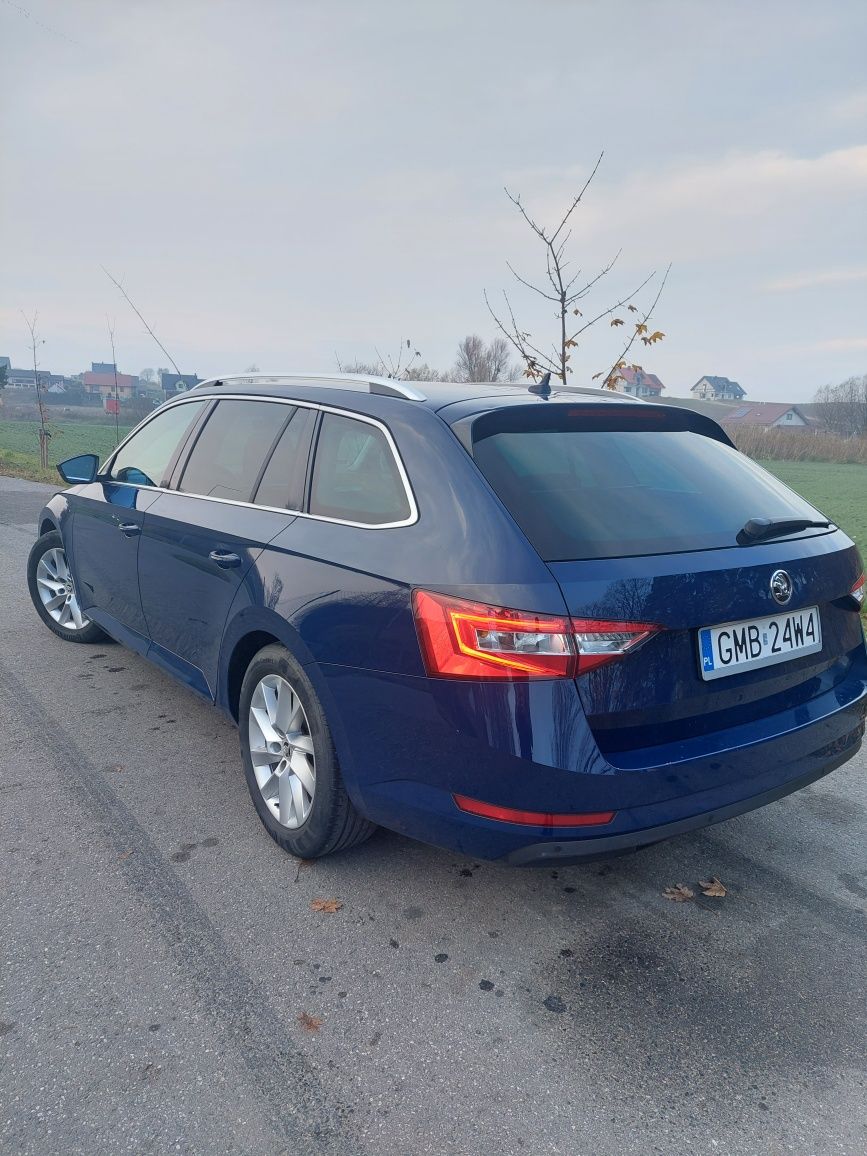 Skoda Superb 1.6 tdi 2015r super stan