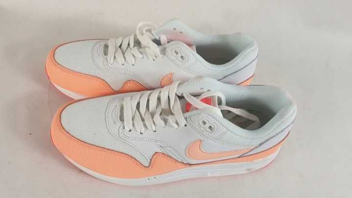 Buty sportowe Nike Airm Max 1 Essential r. 38