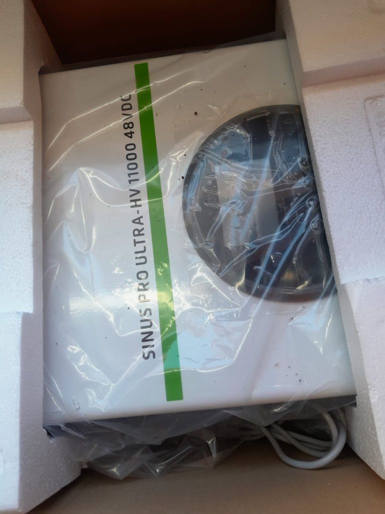 Inwerter Solarny SINUS PRO ULTRA-HV 11000W 48V/230V (5200/11000W)
