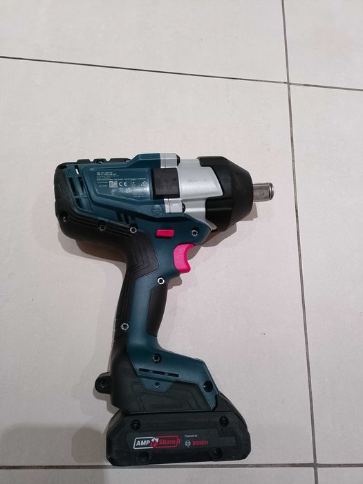 BOSCH Professional GDS 18V-1050 HC  2024 rok powystawowy BITURBO