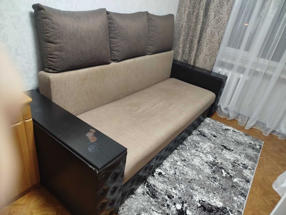 Продам диван б/у