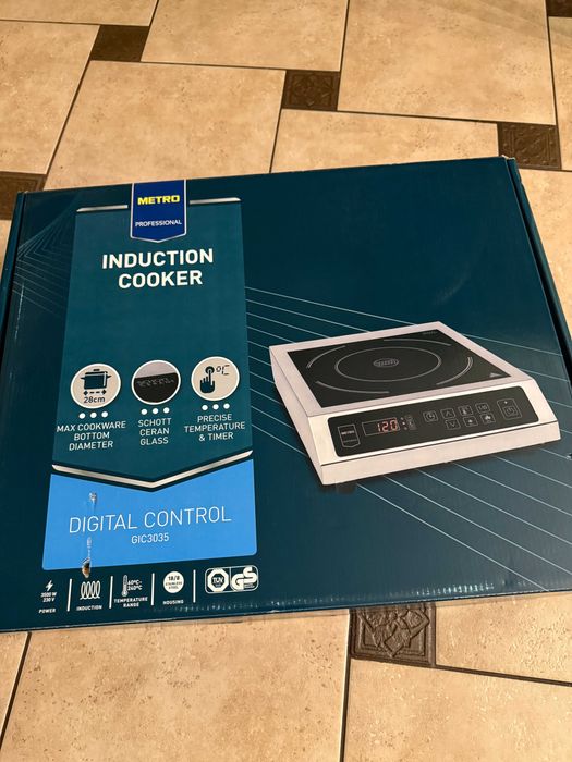 Плита Metro Professional індукційна GIC3035 НОВА! (не розпакована)