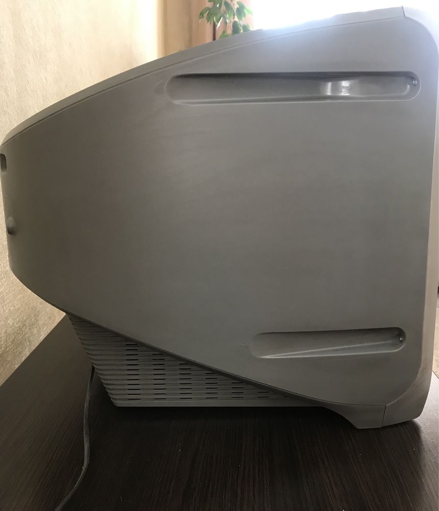 Телевізо Sony(51 по діагоналі) Trinitron KV-BT212 M81 в хорошому стані