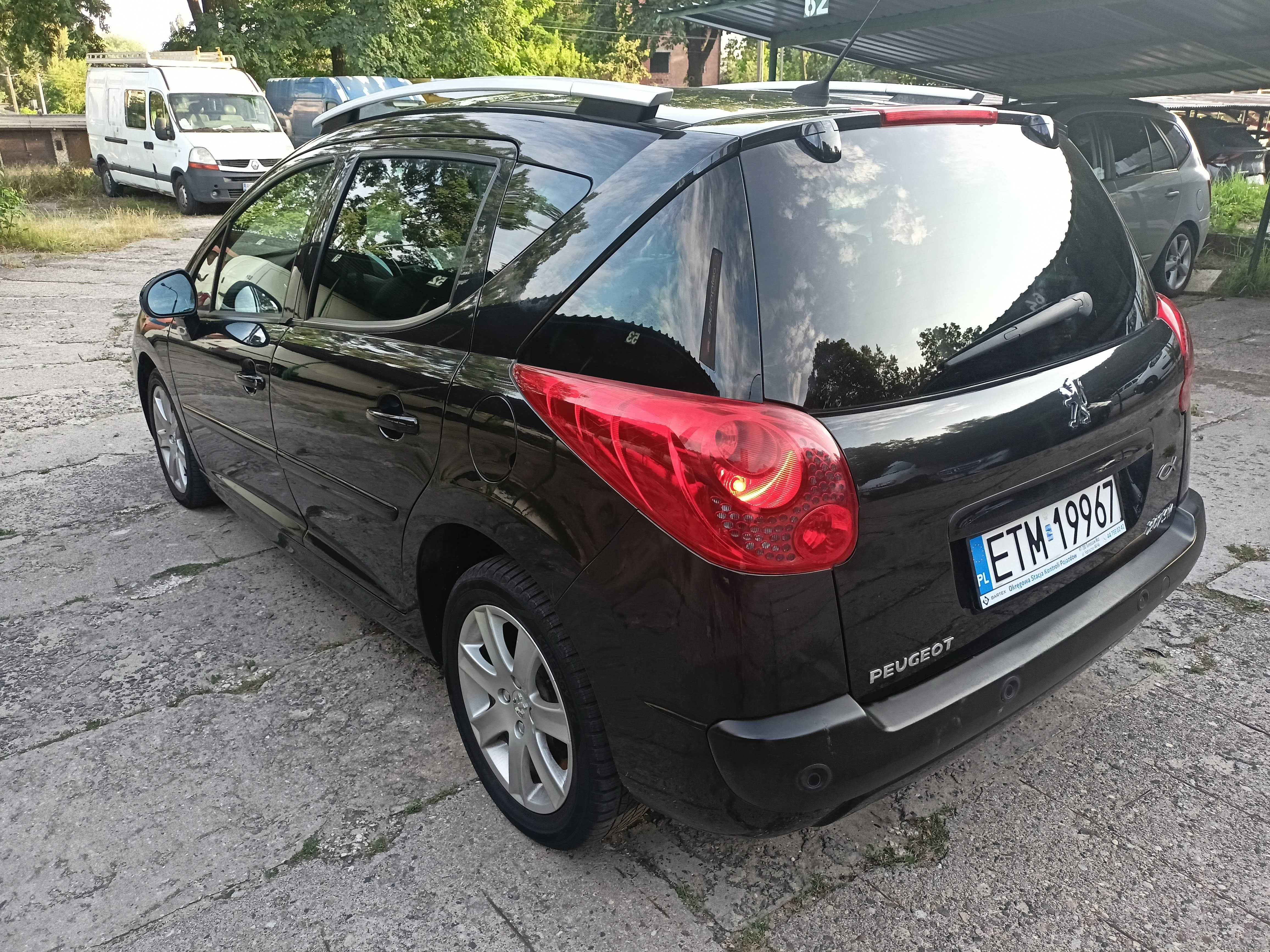 Peugeot 207 sw, automat, panorama, zadbany