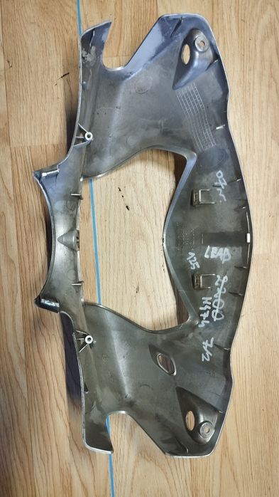 Przednia owiewka honda lead 125 07r