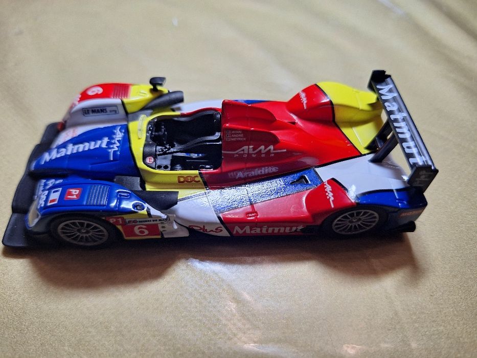 Miniatura Courage 1:43