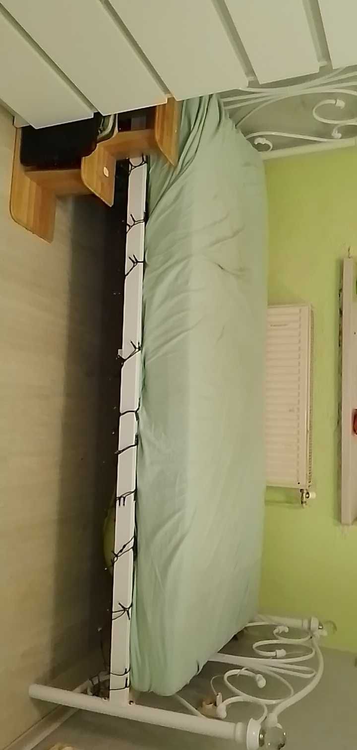 Łóżko 90 x 200cm