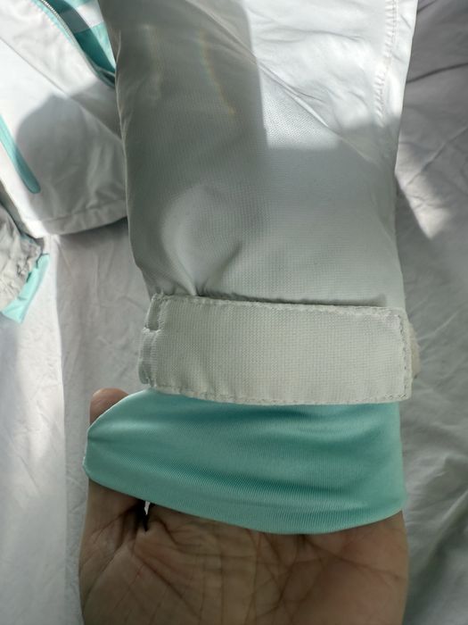 Зимова жіноча куртка, розмір М, лижна куртка