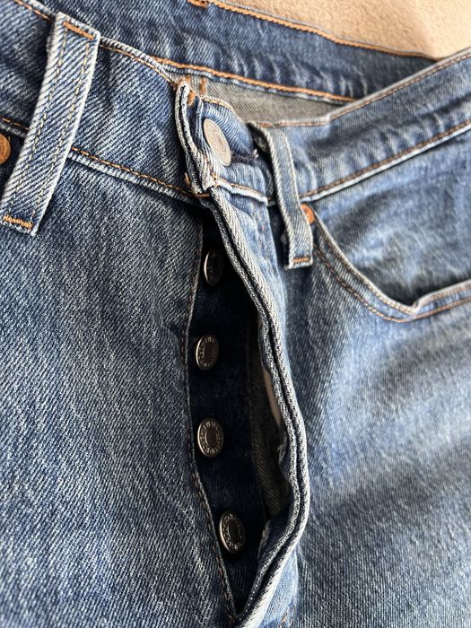 Жіночі джинси Levis