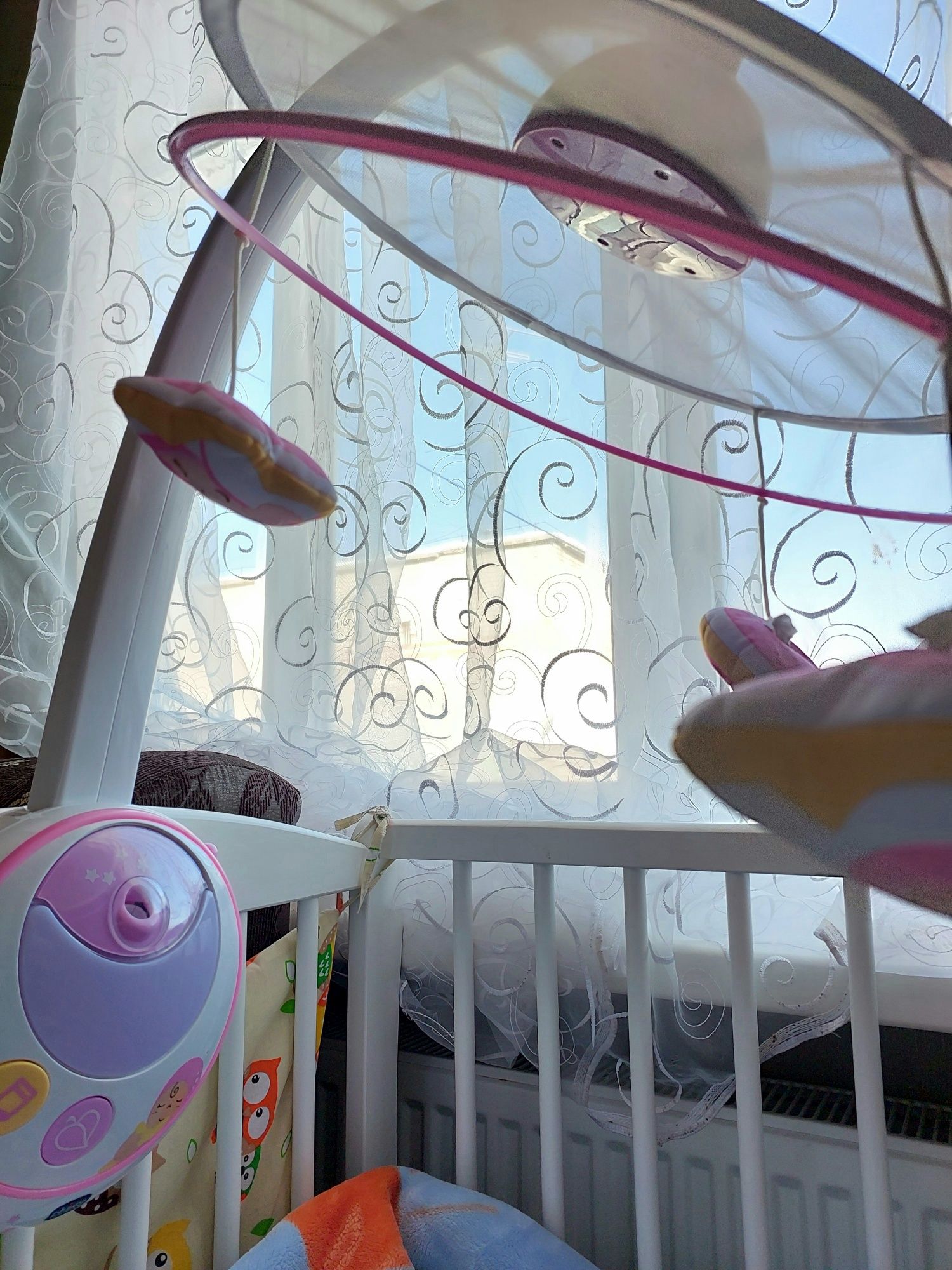 Мобіль карусель на ліжечко Чарівні Зірочки Chicco