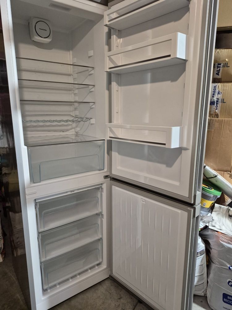 Combinado LIEBHERR em INOX