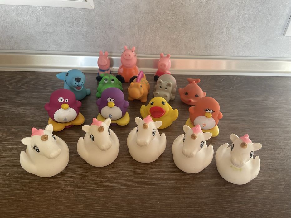 Іграшки для ванни