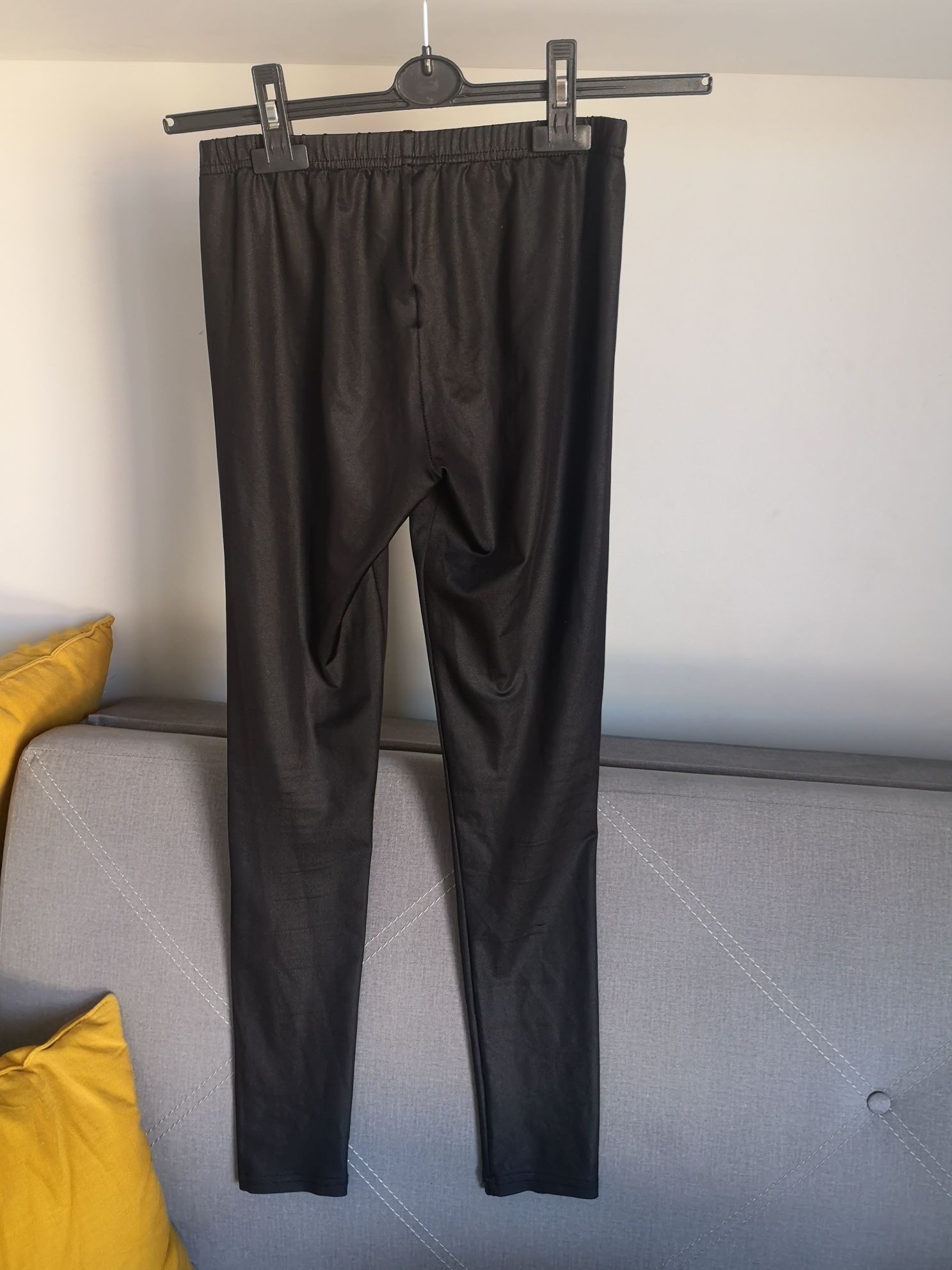 Leginsy ala woskowane BikBok