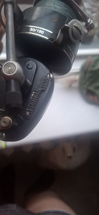 Kołowrotek Mitchell 301a plus spławiki