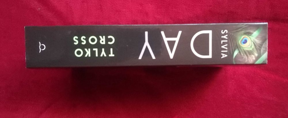 Sylvia Day Tylko Cross