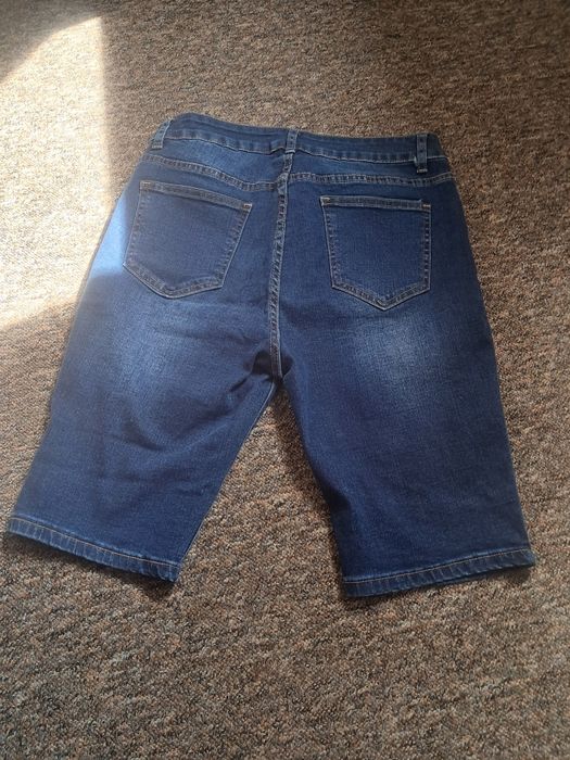 Spodenki jeansowe