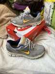 Nike Vomero 5