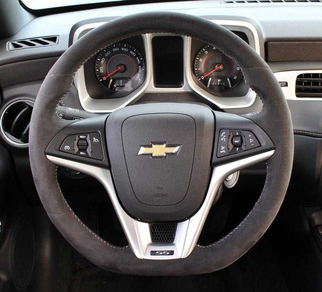 Руль алькантара Chevrolet CAMARO SS 2012 2013 2014 2015 (AIRBAG)
