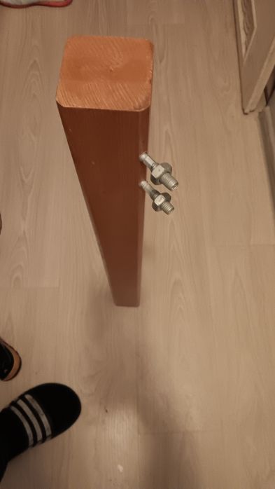 Sprzedam stół pilnie