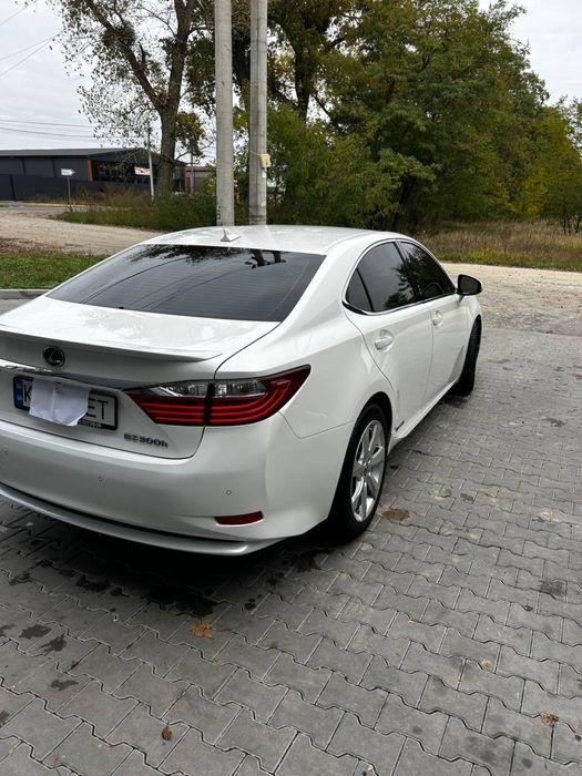 Lexus ES -300 гарний стан