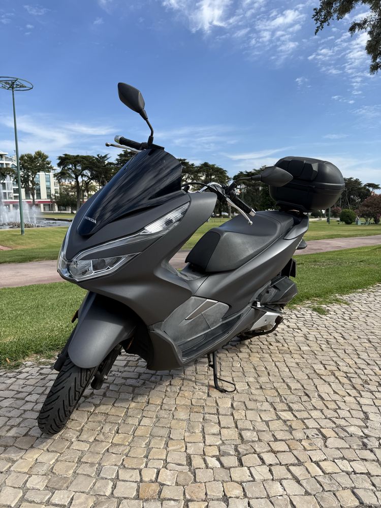 Honda pcx 125 preta