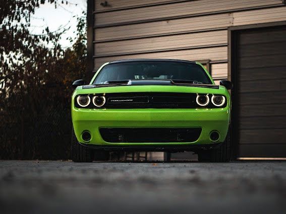 Dodge Challenger Wyjątkowy Dodge Challenger 3.6 SXT Plus