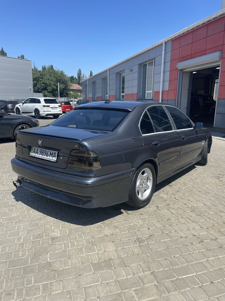 Продам Е39 523і 1997г