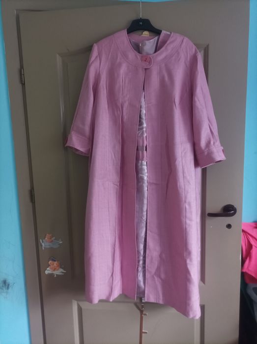 Sukienka z długą marynarką