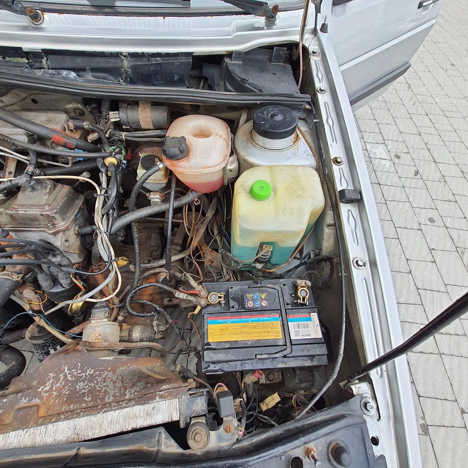 Машина Volkswagen Golf 2GTI 1.8 інжектор 112к/с