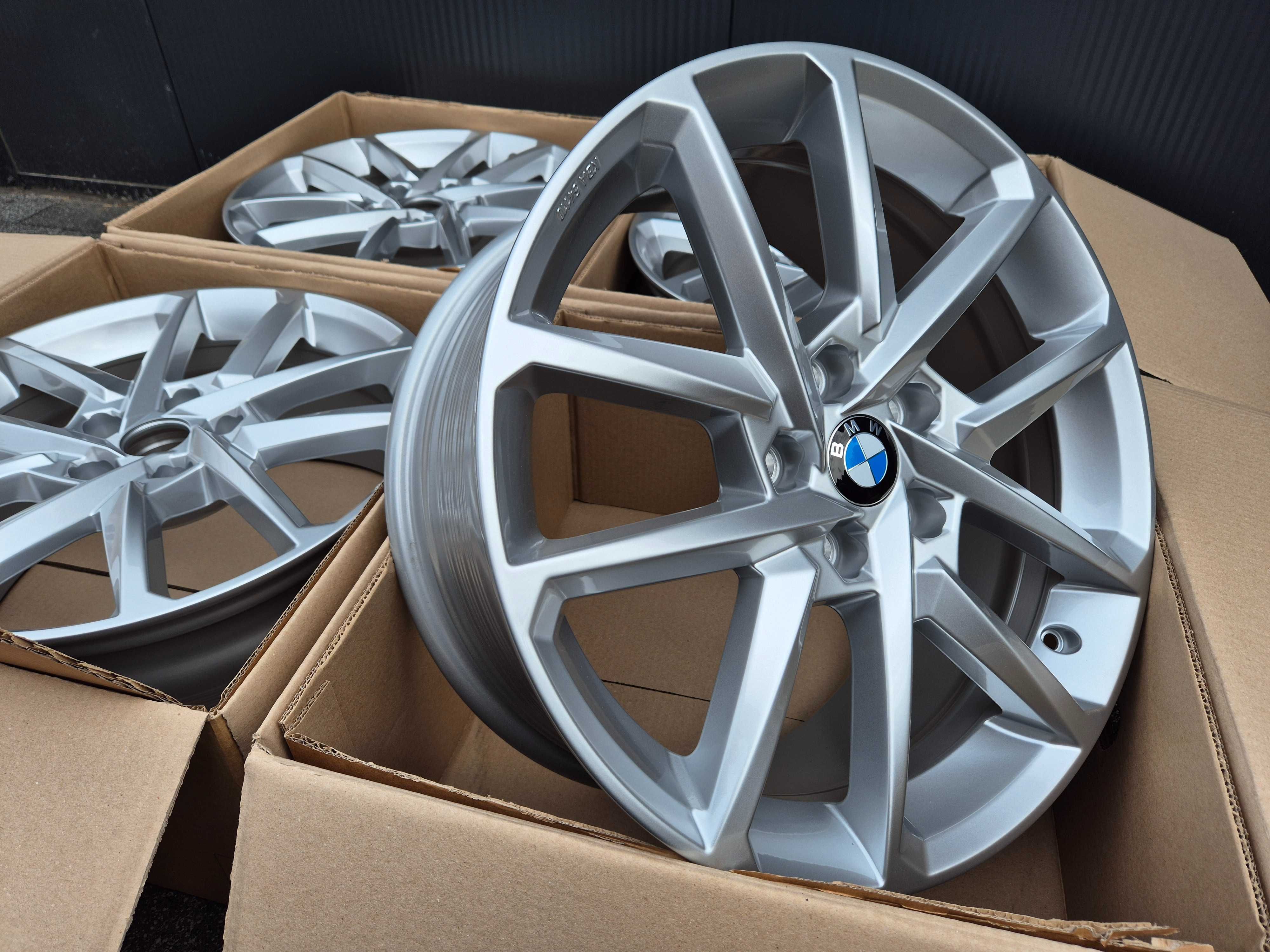 Felgi 18 BMW serii 1 F40 F70 X1 F48 / F49 iX1 X2 F39 U10 iX2 5x112