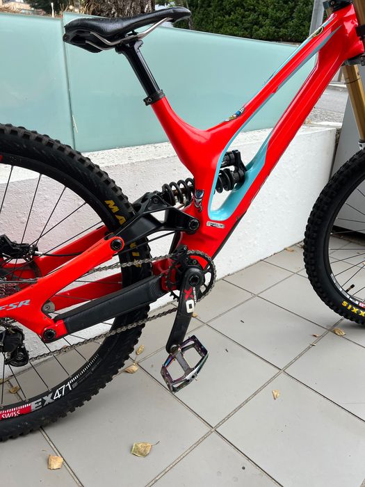 SPECIALIZED DEMO CARBON 27.5 Downhill tamanho L  full kashima