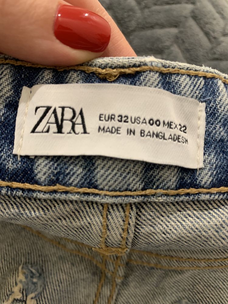 Шорты Zara