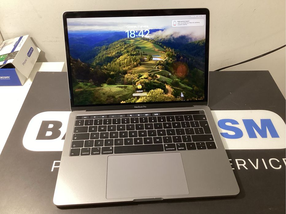 Sklep zadbany Macbook Pro 13 2019 I5 128gb 8gb space gray 251 cykli