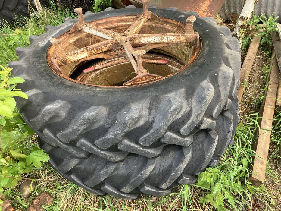 Koła bliźniacze opona 14,9-38 IH 16,9-38 13,6-36 Ford Leyland Deutz
