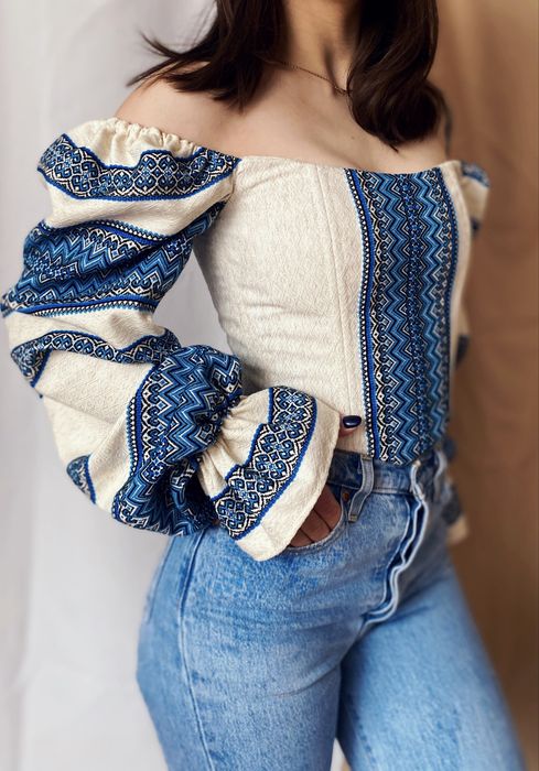 Лляна вишиванка в корсетному стилі,вишитий корсет з рукавами