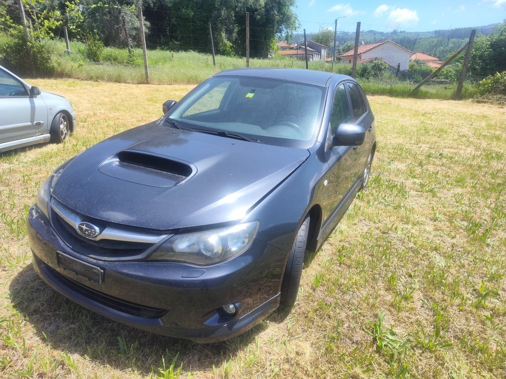 Carro    Subaru.