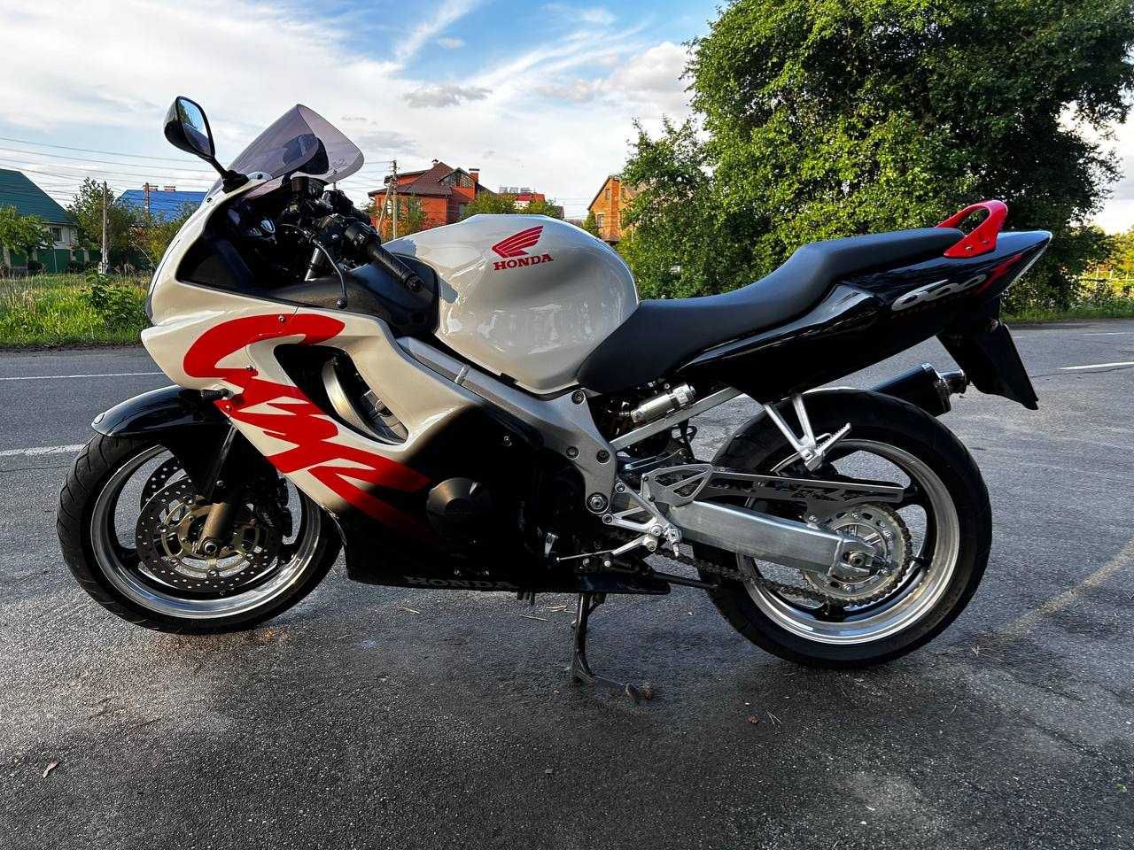 Honda CBR 600 F 2005рік