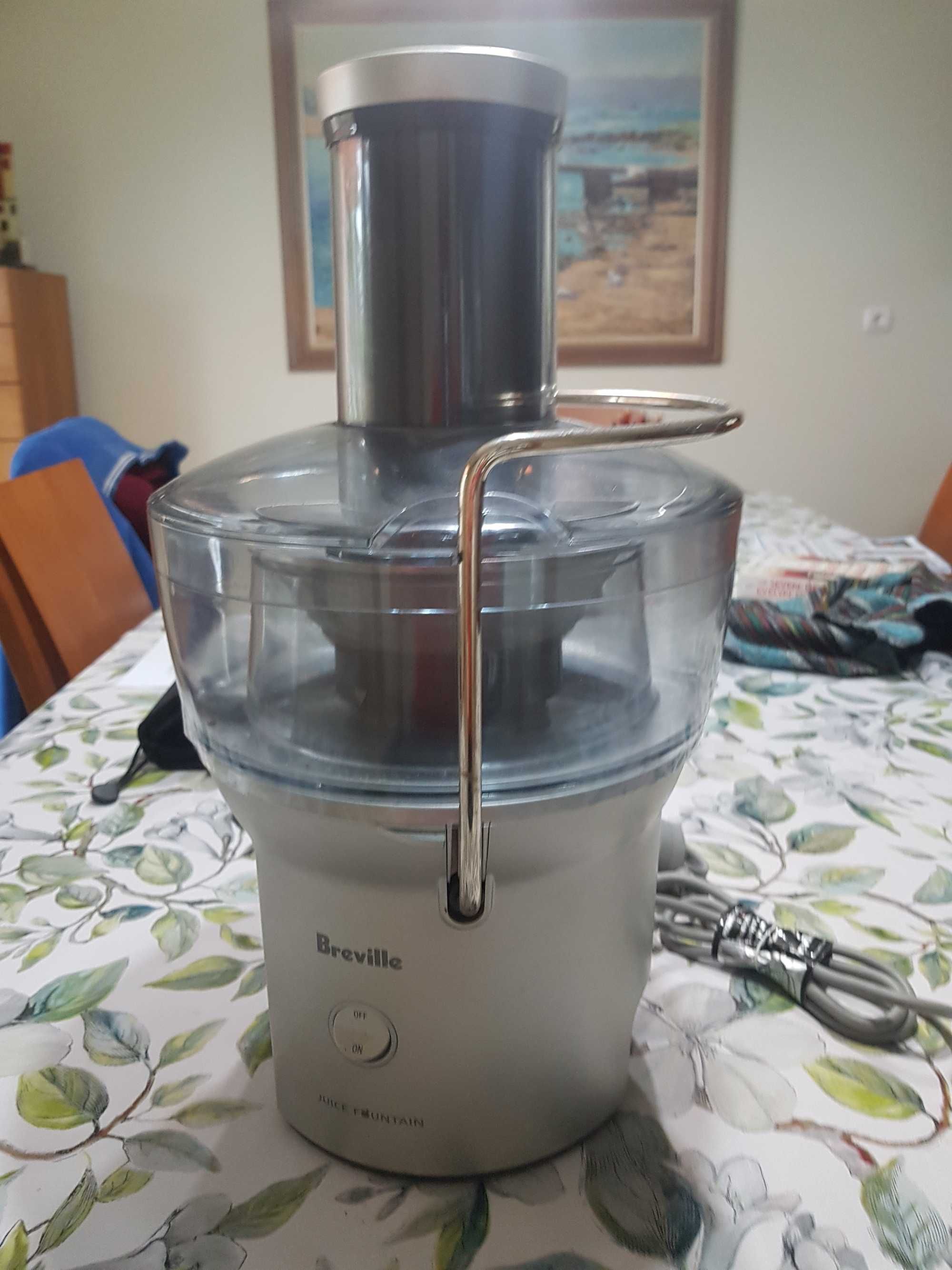 Maquina Sumos Naturais Breville