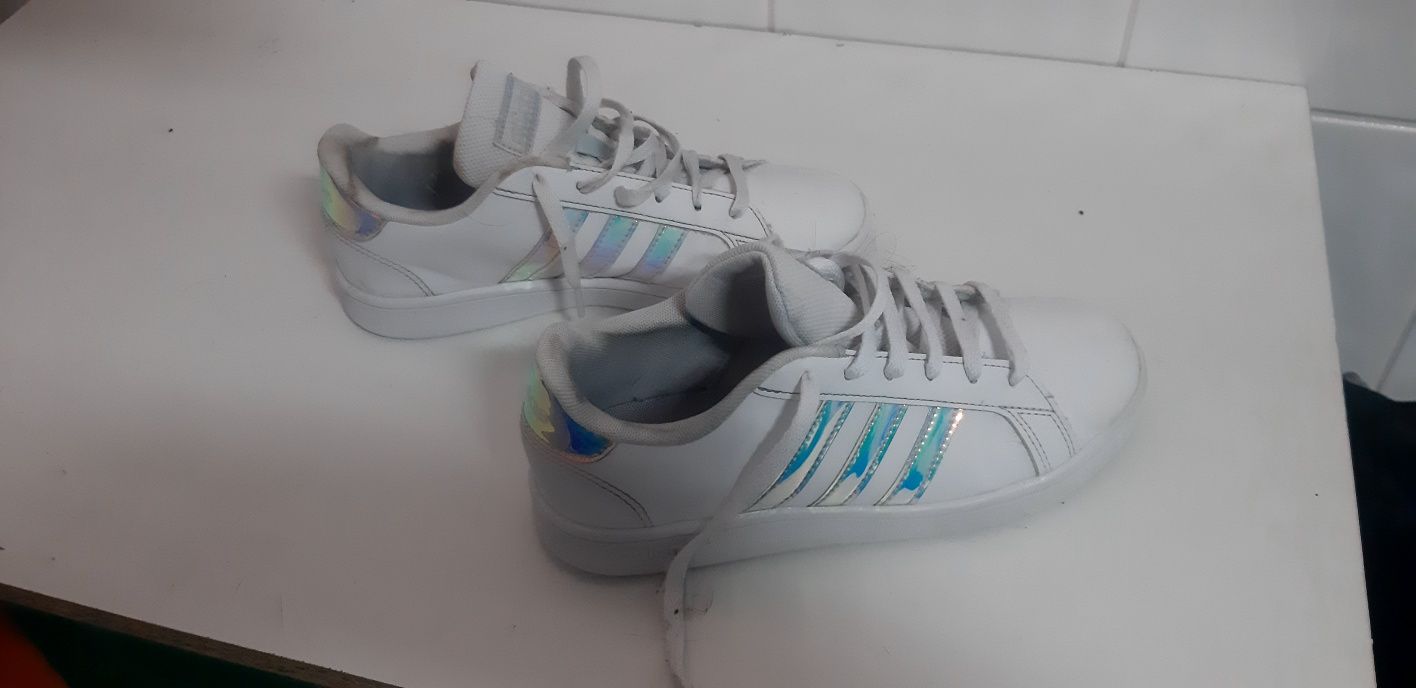 Sapatilhas adidas