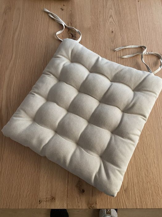 Almofada de cadeira bege - 3un