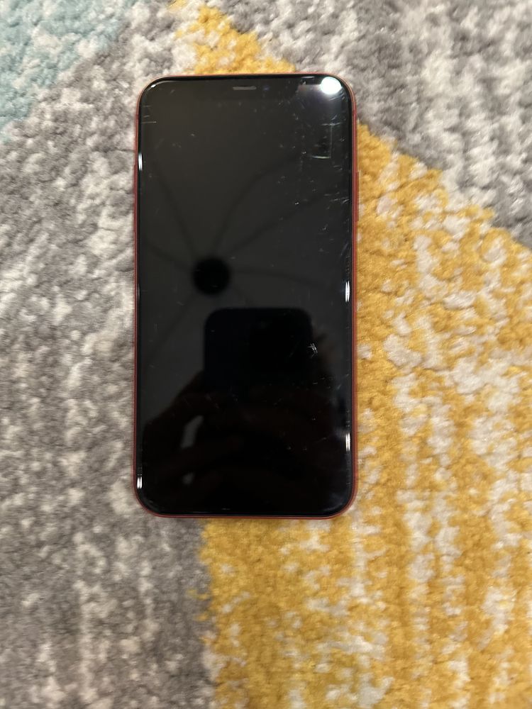 iphone 11 64GB czerwony