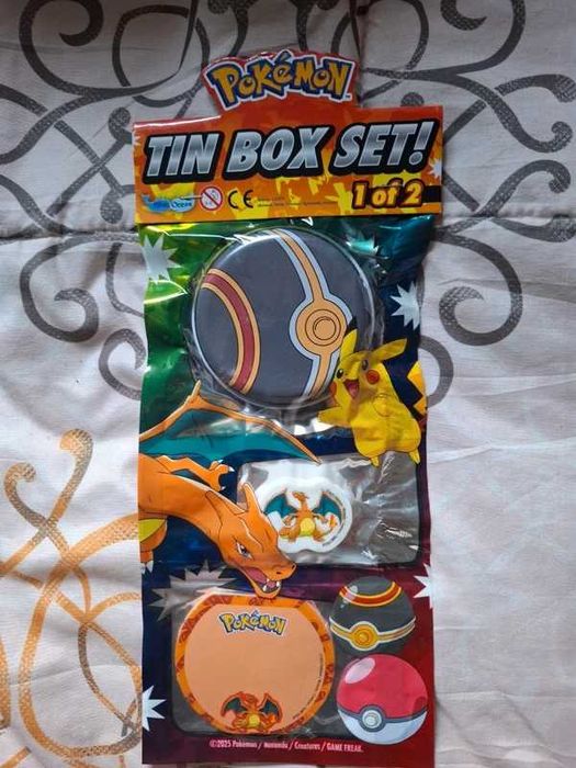 Pokémon Tin Box Set Charizard Caixa Pokébola + Bloco + Borracha (Novo)