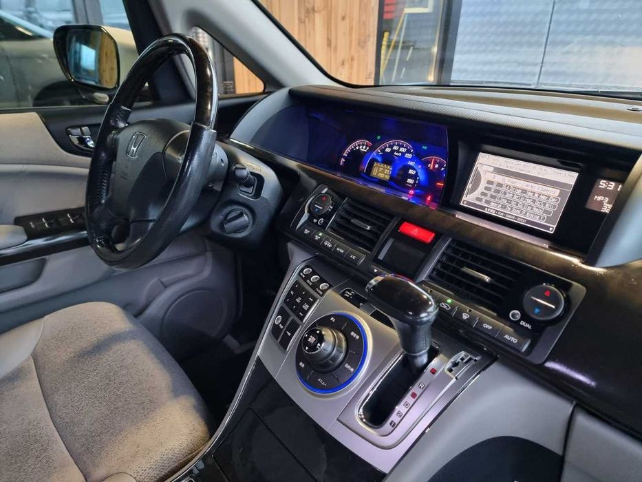 Продам  Honda Elysion 2011. Можна в розстрочку, під викуп.