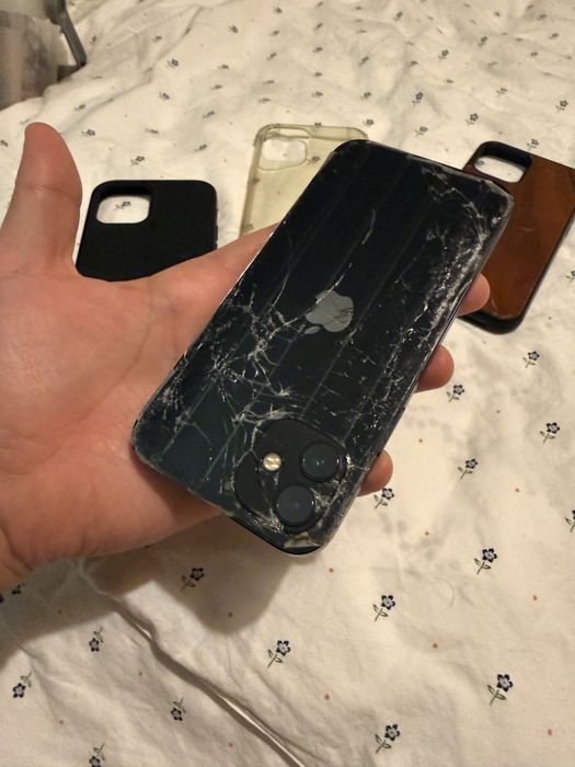iPhone 12 118gb + gratis