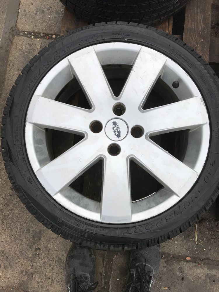 4 Koła Pirelli 215/45 R 17 felgi opony