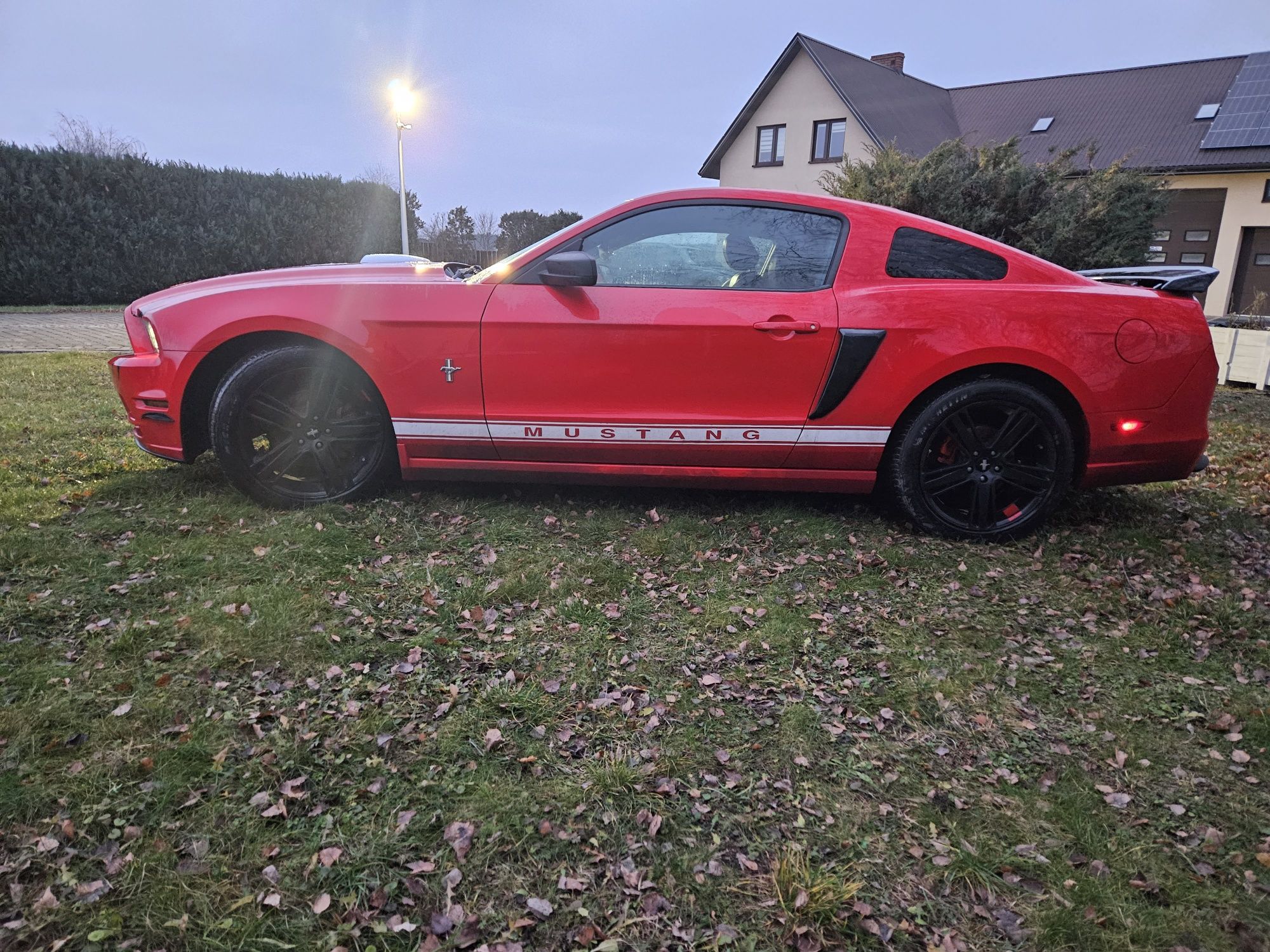 Ford Mustang 3.7