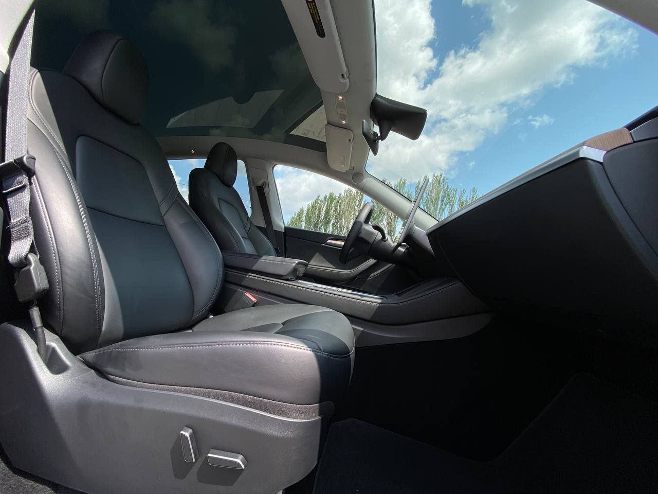 Tesla Y №2983 (ВНЕСОК від 15%) Альянс Авто Кривий Ріг