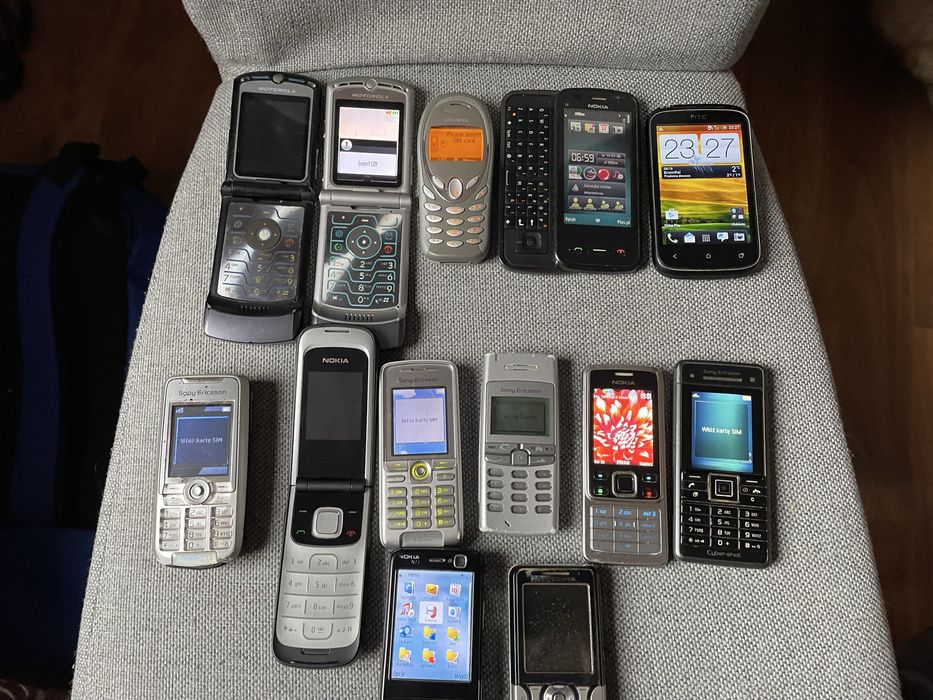 Telefony komurkowe 13szt