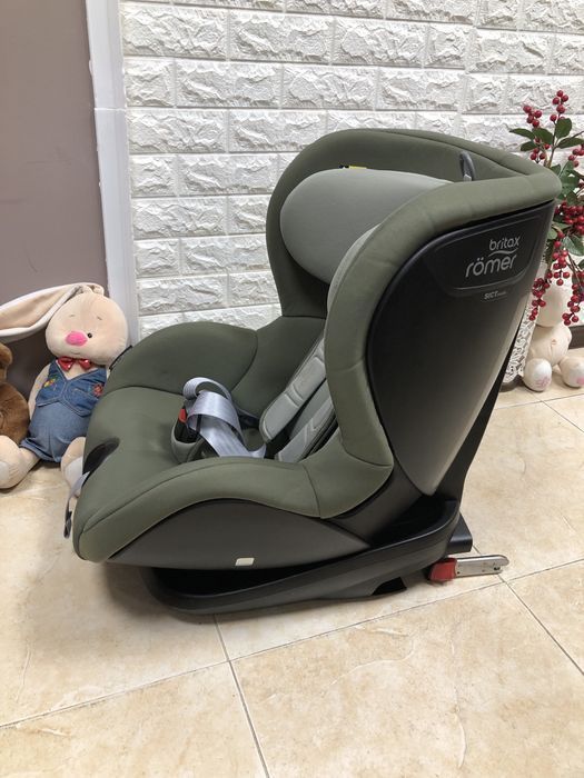 Автокрісло Britax Römer TRIFIX2 i-SIZE Група 1 (9-18 кг) isofix